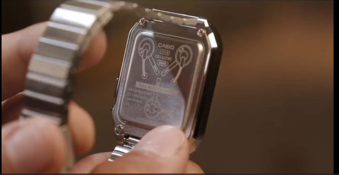 foto de la tapa trasera del CA-53 con el esquema del condensador de Fluzo